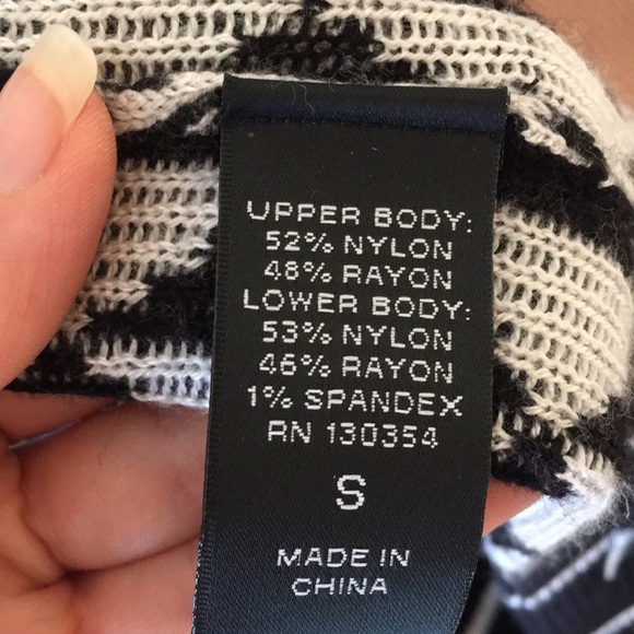 💯KARL LAGERFELD SMALL DRESS - Picture 6 of 7